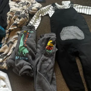 Boys 12-18 to 18-24 month clothes bundle - Image 6