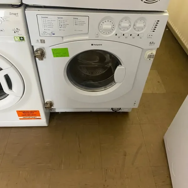 WHITE HOTPOINT BUILT-IN WASHER DRYER