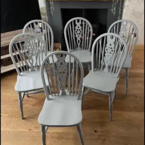 Farmhouse solid wood 6ft dining table and 6 grey wheelback dining chairs - Image 2