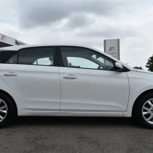 2017 Hyundai i20 MPI SE Hatchback Petrol Manual - Image 5