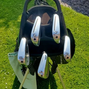 Taylormade p790 golf clubs - Image 2