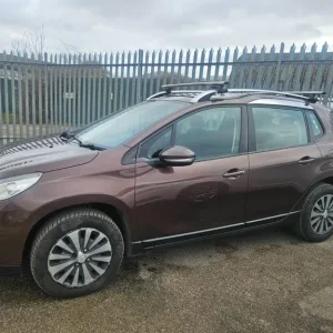 PEUGEOT 2008 1.6 e-HDi Active - Image 6