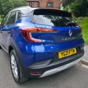 2021 Renault Captur 1.0 TCe Iconic Euro 6 5-door SUV - Image 4