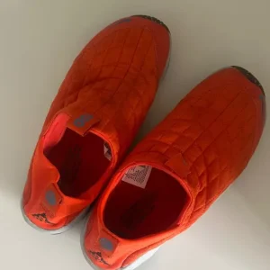 Orange Nike ACG trainers - Image 5