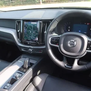 2021 Volvo XC60 2.0 Diesel Hybrid AWD Estate - Image 5