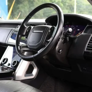 2020 Land Rover Range Rover 3.0 SD V6 Vogue SE 5-door Diesel Auto 4x4 - Image 5