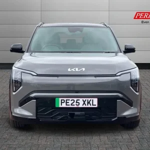 2025 Kia EV3 GT-Line S 81.4kWh Electric Estate - Image 4