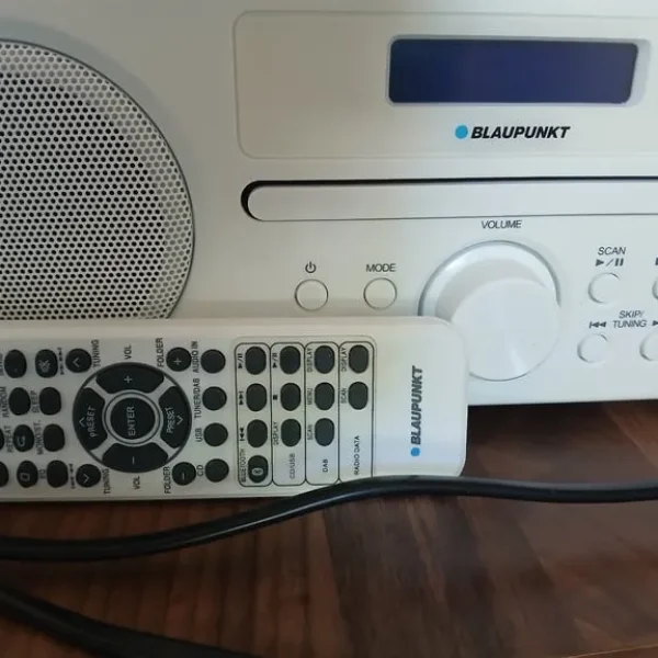 Blaupunkt radio and cd player