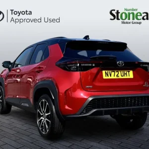 2023 Toyota Yaris Cross GR SPORT 1.5L Hybrid SUV - Image 7
