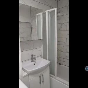 2 bedroom flat on 11th floor, Bathgate, West Lothian - Image 5