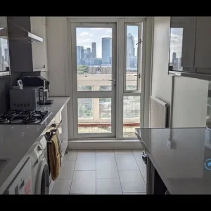 2 bedroom flat on 11th floor, Bathgate, West Lothian - Image 6