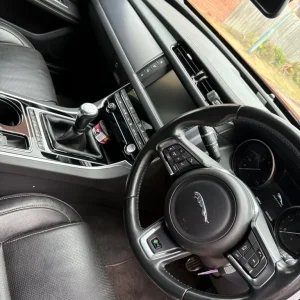 Jaguar XF 2016 R-Sport Manual - Image 7