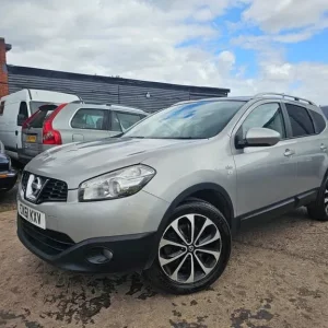 Nissan Qashqai 2.0 DCI N-TEC 4WD 7-seater Automatic - Image 3