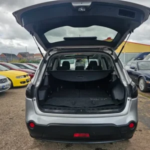 Nissan Qashqai 2.0 DCI N-TEC 4WD 7-seater Automatic - Image 7