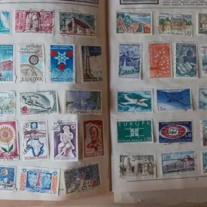 3 postage stamp albums with thousands of old stamps - Image 8