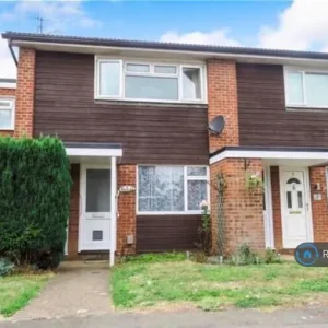 2 bedroom flat in Saffron Court, garve, Station Road - Image 2