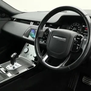 2019 Land Rover Range Rover Evoque 2.0 P250 MHEV R-Dynamic - Image 3
