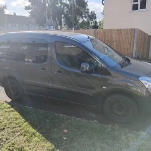 Peugeot Partner Tepee MPV 2014 manual 5-door - Image 2