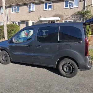 Peugeot Partner Tepee MPV 2014 manual 5-door - Image 3