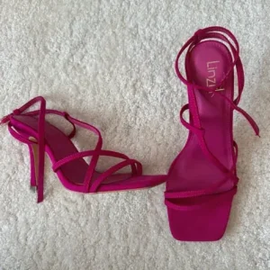 Linzi pink heels - Image 3