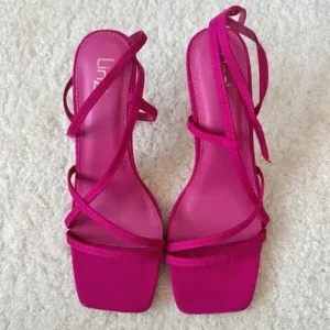 Linzi pink heels