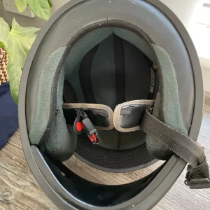 Crash helmet - Image 2