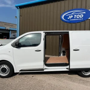 2023 Peugeot Expert 1000 1.5 BlueHDi 100 Professional Premium + Van PANEL VAN Diesel Manual - Image 8