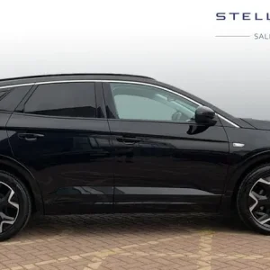 2022 Vauxhall Grandland 1.2 Turbo Elite SUV - Image 2