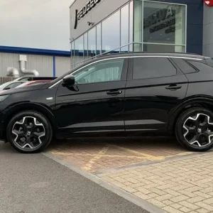 2022 Vauxhall Grandland 1.2 Turbo Elite SUV - Image 6
