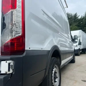 2018 Ford Transit 2.0 TDCi 130ps H3 Panel Van Diesel Manual - Image 5