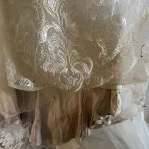 Wedding Dress - Image 7