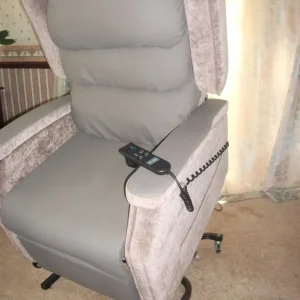 Accora Comfort 1 and Lite 2 electric rise and recline chair - Image 6