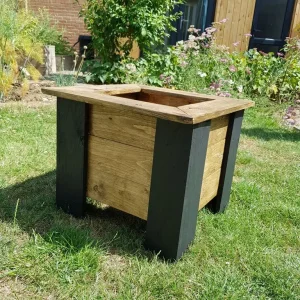 Black and Oak Handcrafted Pallet Wood Garden Planter - Image 2