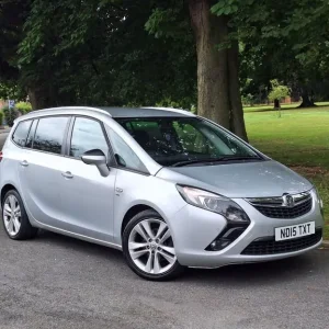2015 Vauxhall Zafira 1.4 Petrol Manual 5-door MPV - Image 4