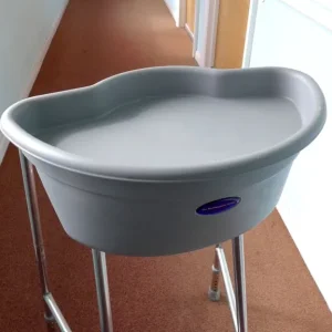 Walking frame and caddy with storage tray - Image 4