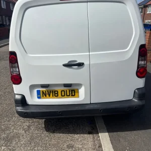 Peugeot Partner Panel Van 2018 Manual 1560cc - Image 5