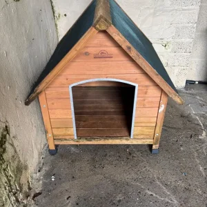 Dog kennel