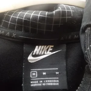 Nike Air Max GRID full zipped hoodie size Medium - Image 4