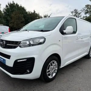 2020 Vauxhall Vivaro 1.5 Turbo D Sportive Panel Van - Image 7