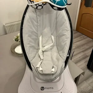 Baby Mamaroo rocker - Image 2