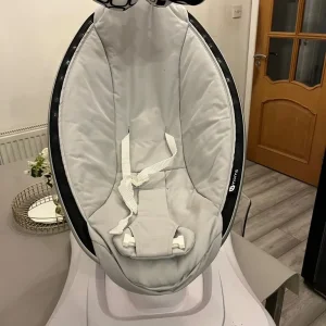 Baby Mamaroo rocker - Image 3