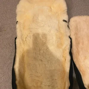 Hofbrucker Putzi Lambskin Footmuff - Image 4