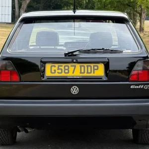 1990 VW Golf GTI 8-valve black 5-door hatchback - Image 7