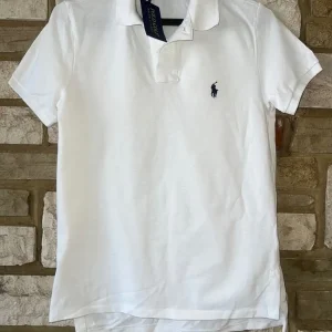 Authentic Ralph Lauren T-Shirt Size M - Image 2