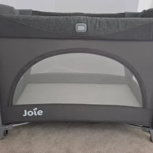 Joie Kubbie Sleep Bedside Travel Cot (grey)