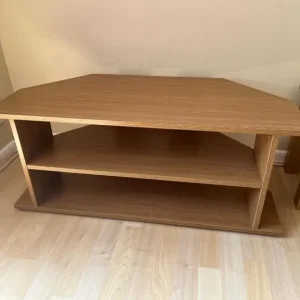 Selection of wood furniture - Image 3