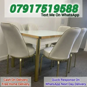 Extendable dining table and 4 chairs