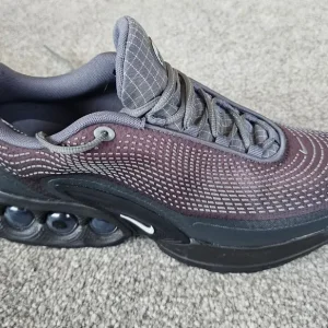 Nike DN Trainers size 8 grey - Image 8