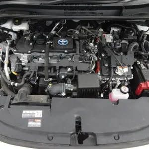 2024 Toyota Corolla Icon HEV Estate – Front and side damage, ex-police, salvage repairable - Image 7