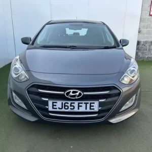 2015 Hyundai i30 1.6 CRDi Blue Drive SE Hatchback - Image 5